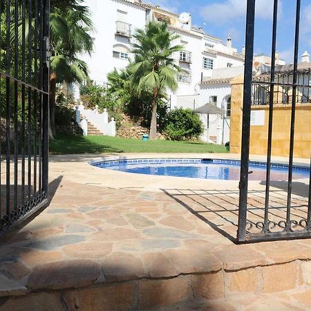 A Place Under The Sun And Near The Water Torremuelle Luaran gambar
