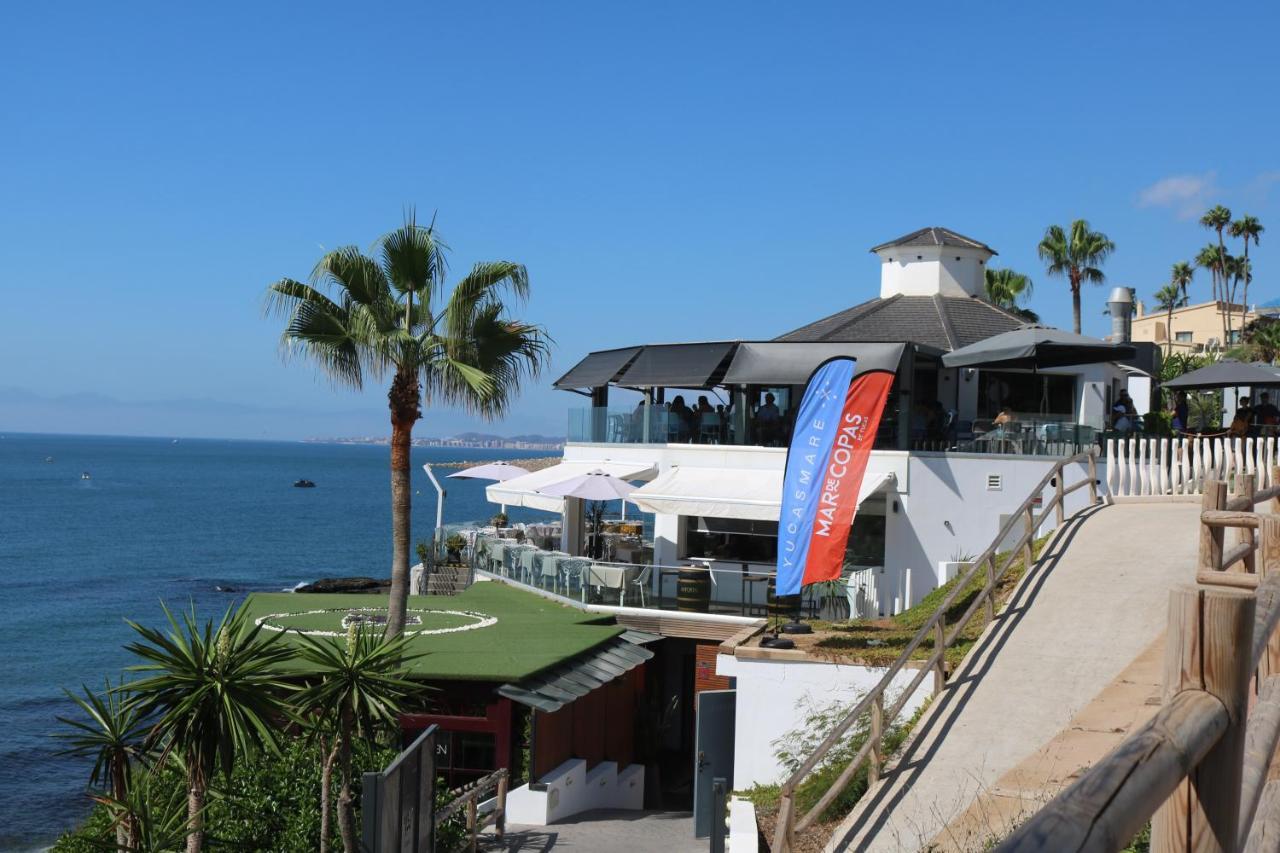 A Place Under The Sun And Near The Water Torremuelle Luaran gambar