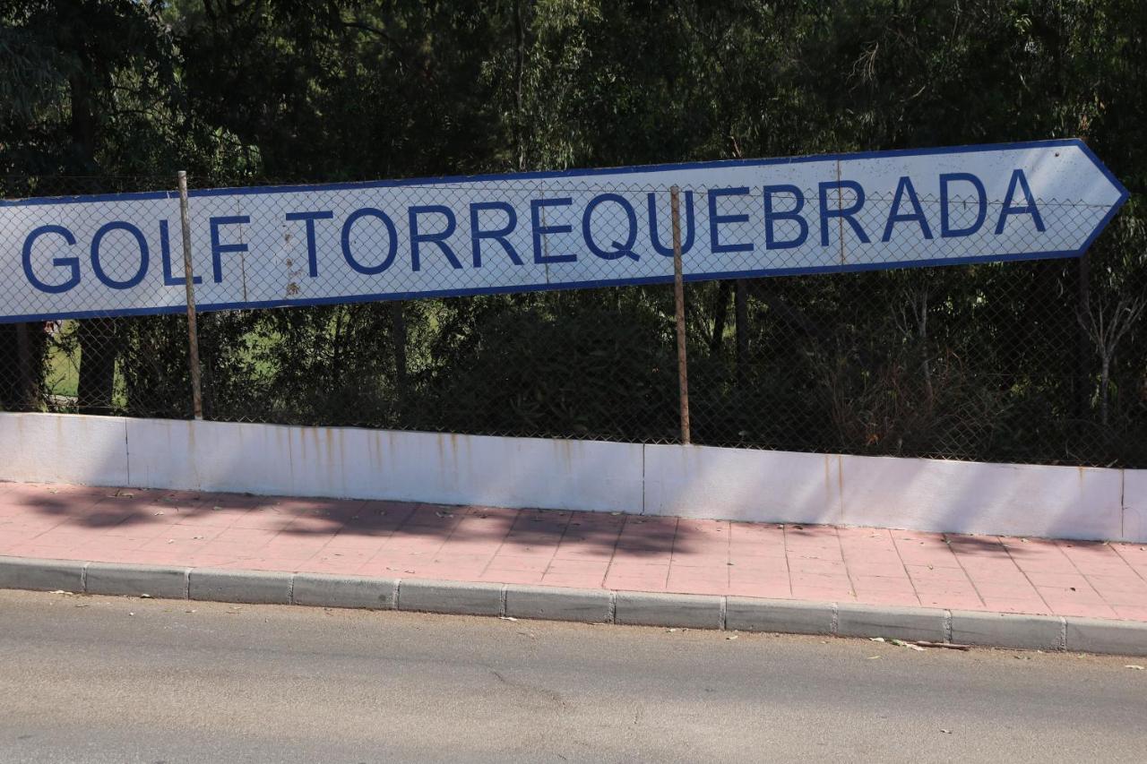 A Place Under The Sun And Near The Water Torremuelle Luaran gambar